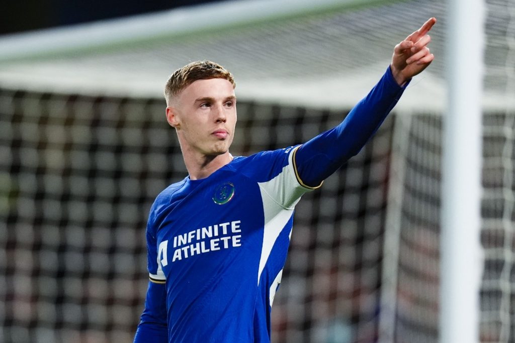 Chelsea hit Everton for six