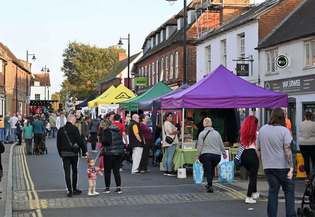 Stallholder Applications Now Open for 2024 - Thatcham Town Council