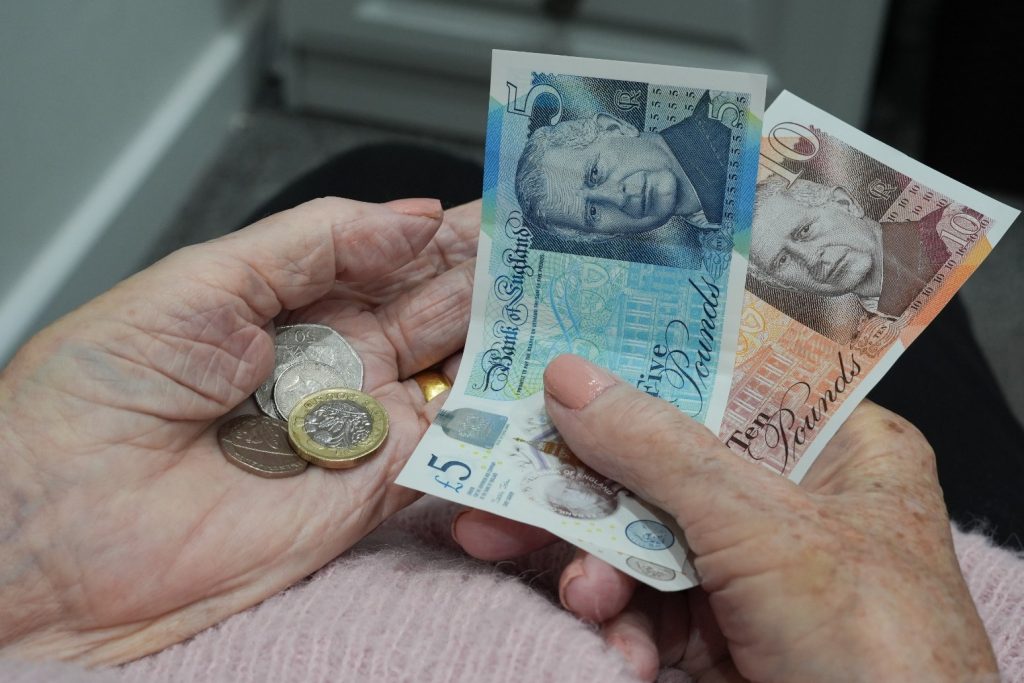 Workers could see 6000 boost to pension pots under Government plans
