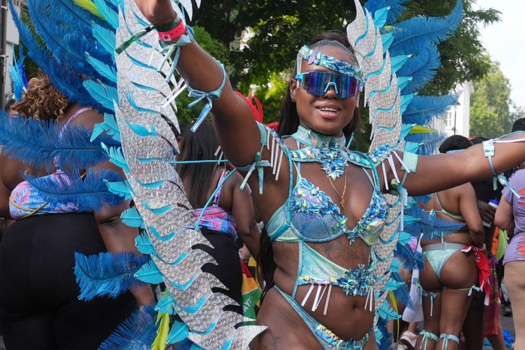 Met Makes 100 Arrests Ahead Of Notting Hill Carnival In Bid To Deter Trouble