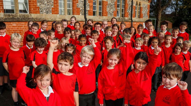 Funding campaign begins to expand Shaw-cum-Donnington Village Hall