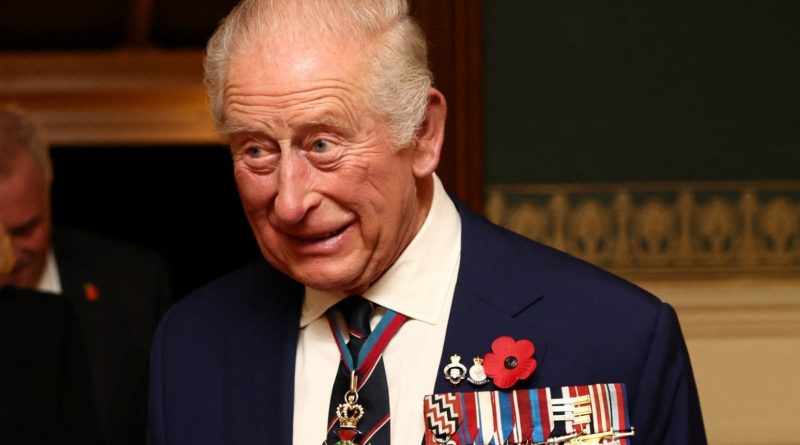 King Set To Lead Remembrance Sunday Service At Cenotaph