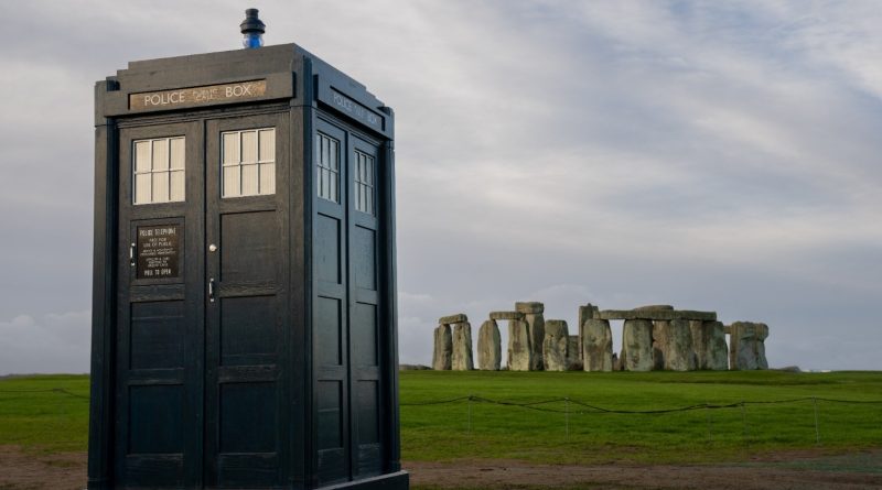 Tardis Arrives At Stonehenge To Mark Doctor Who Day