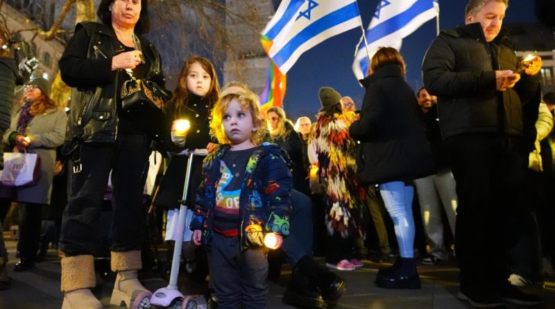 British Born Rabbi Among At Least 12 Killed In Gun Attack On Bondi Beach