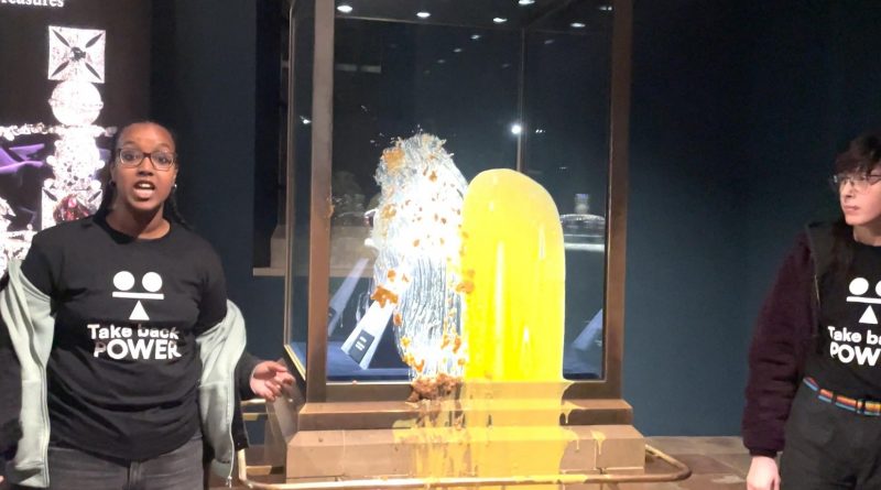 Protesters Target Crown Jewels In Tower Of London Stunt