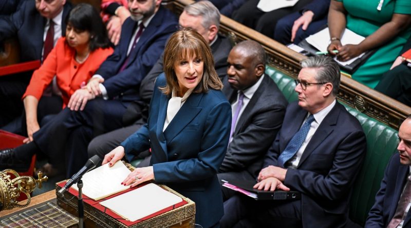 UK Economy Contracts For Second Month Running In October