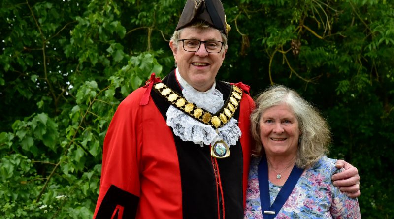 Thatcham Mayor set to host three fundraisers for his chosen charities, PALS West Berkshire and West Berks Foodbank